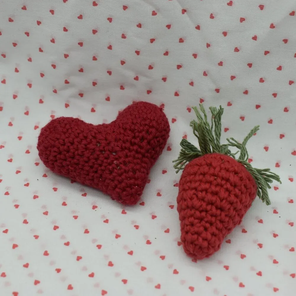 Crochet Catnip Valenties Day Cat Toys Strawberry and Heart Bundle HAND CRAFTED